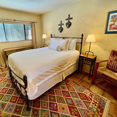 Blue Iguana Inn Ojai ภายนอก รูปภาพ